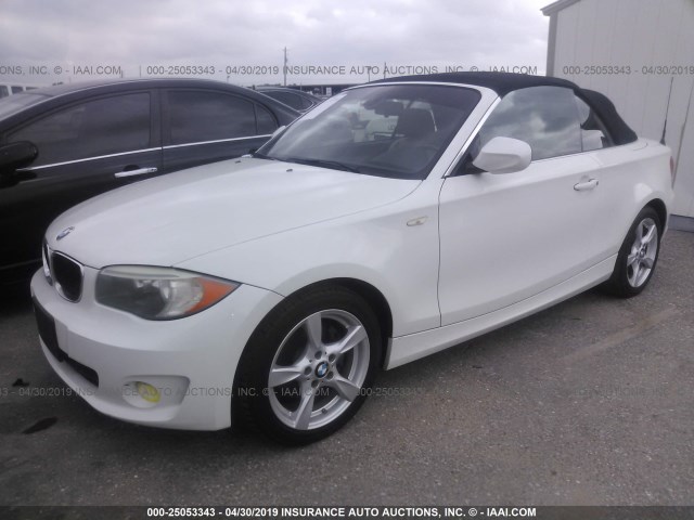 WBAUL7C50CVM81834 - 2012 BMW 128 I WHITE photo 2