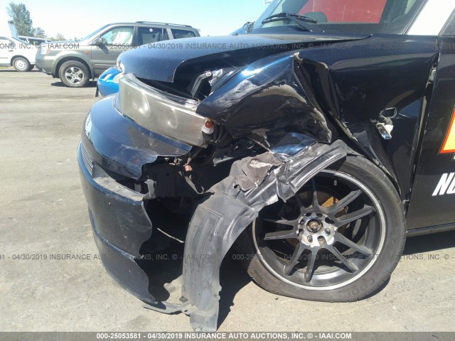 JTLKT324364126294 - 2006 TOYOTA SCION XB Navy photo 6