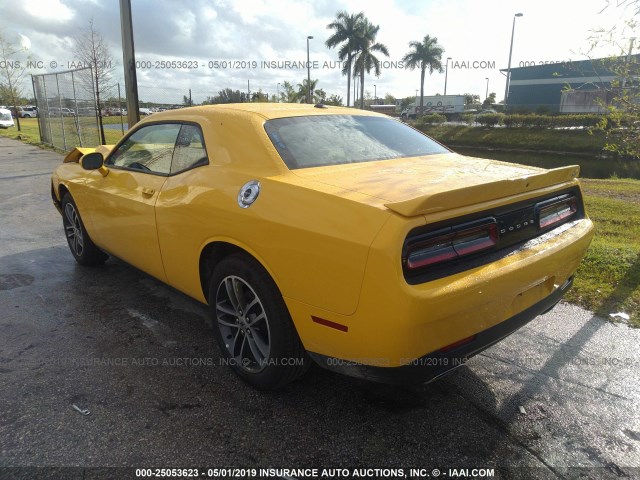 2C3CDZGGXKH532223 - 2019 DODGE CHALLENGER SXT YELLOW photo 3