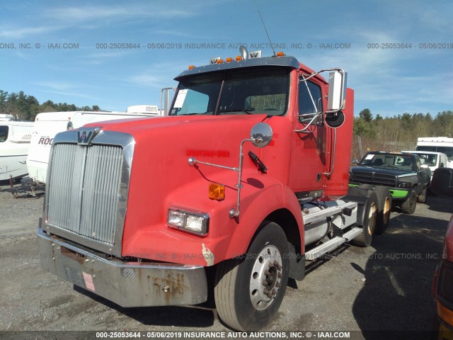 5KJJALCG64PM03962 - 2004 WESTERN STAR/AUTO CAR CONVENTIONAL 4900SA RED photo 2