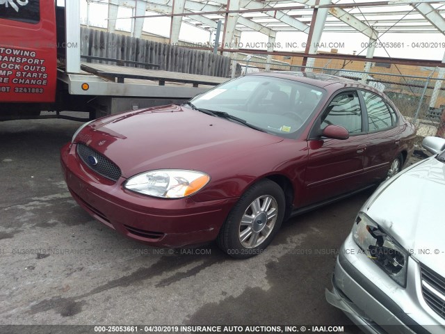 1FAFP56295A255958 - 2005 FORD TAURUS SEL RED photo 2