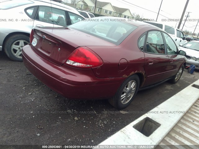 1FAFP56295A255958 - 2005 FORD TAURUS SEL RED photo 4