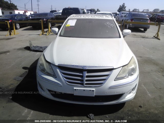 KMHGC4DF5CU185389 - 2012 HYUNDAI GENESIS 4.6L WHITE photo 6