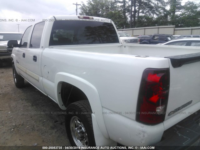 1GCHC23264F192854 - 2004 CHEVROLET SILVERADO C2500 HEAVY DUTY WHITE photo 3