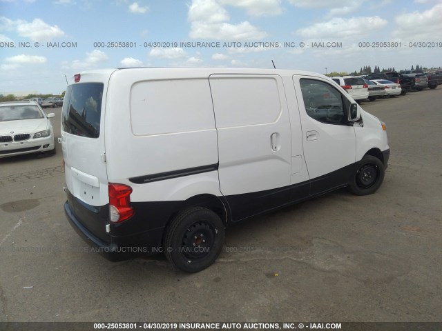 3N63M0YN6HK692302 - 2017 CHEVROLET CITY EXPRESS LS WHITE photo 4