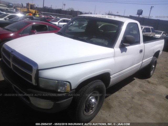 3B7KC26Z0YM231104 - 2000 DODGE RAM 2500 WHITE photo 2