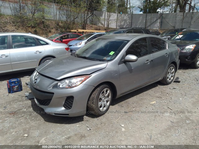 JM1BL1TG2D1779352 - 2013 MAZDA 3 I SILVER photo 2