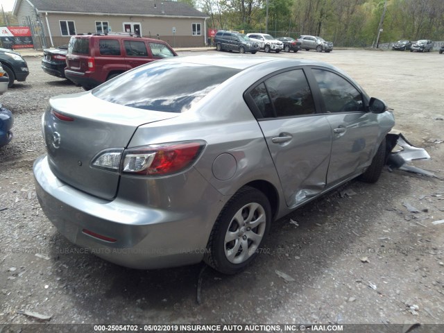 JM1BL1TG2D1779352 - 2013 MAZDA 3 I SILVER photo 4