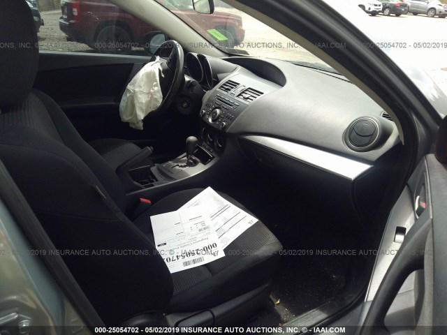 JM1BL1TG2D1779352 - 2013 MAZDA 3 I SILVER photo 5