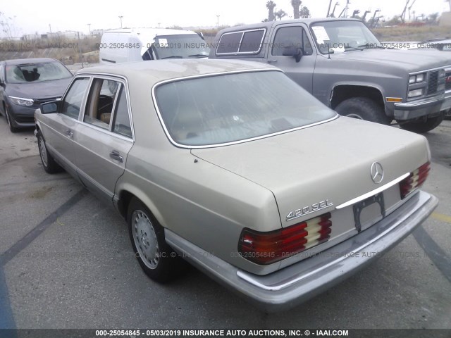 WDBCA35DXHA345385 - 1987 MERCEDES-BENZ 420 SEL BEIGE photo 3