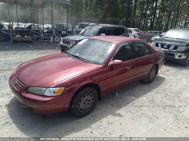 4T1BG22K7WU332514 - 1998 TOYOTA CAMRY CE/LE/XLE RED photo 2