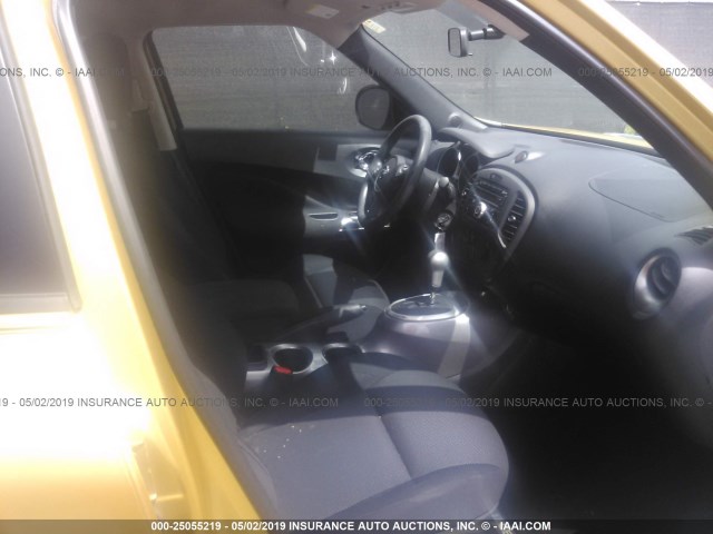 JN8AF5MR5DT214161 - 2013 NISSAN JUKE S/SV/SL GOLD photo 5