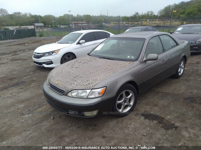 JT8BF28G6Y5080633 - 2000 LEXUS ES 300 Champagne photo 2