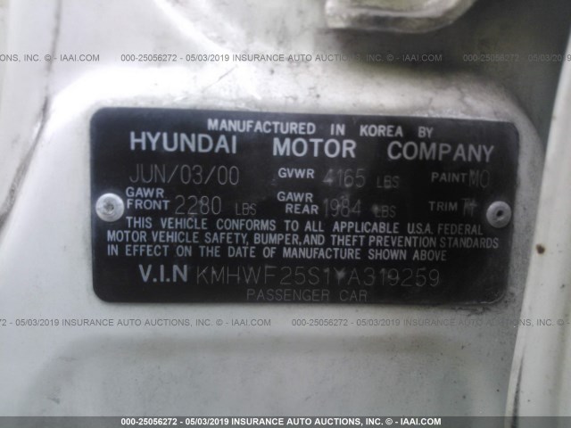 KMHWF25S1YA319259 - 2000 HYUNDAI SONATA GL WHITE photo 9