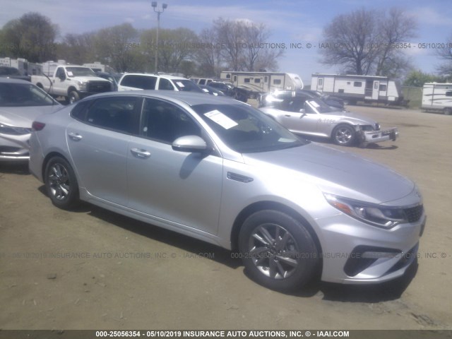 5XXGT4L38KG309283 - 2019 KIA OPTIMA LX/S SILVER photo 1