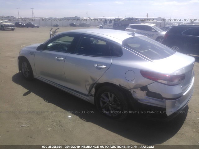 5XXGT4L38KG309283 - 2019 KIA OPTIMA LX/S SILVER photo 3