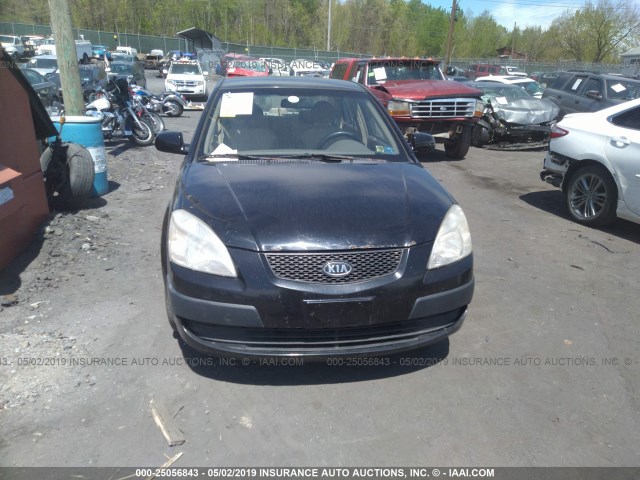 KNADE123566110870 - 2006 KIA RIO BLACK photo 6