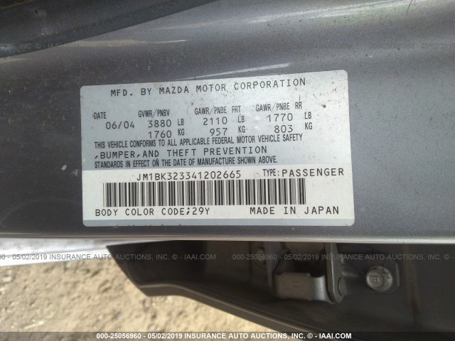 JM1BK323341202665 - 2004 MAZDA 3 S GRAY photo 9