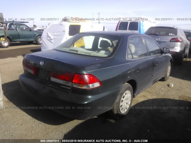 1HGCF86691A038121 - 2001 HONDA ACCORD VALUE GREEN photo 4