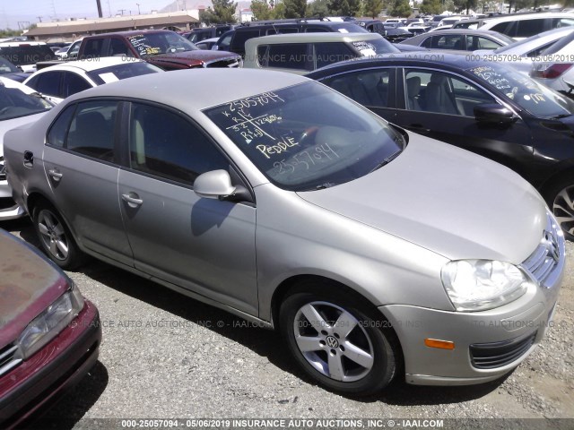 3VWPF71K15M614983 - 2005 VOLKSWAGEN NEW JETTA VALUE SILVER photo 2