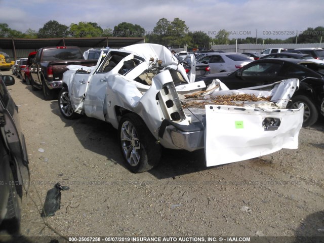 2GCEC13C971682805 - 2007 CHEVROLET SILVERADO C1500 CREW CAB WHITE photo 3