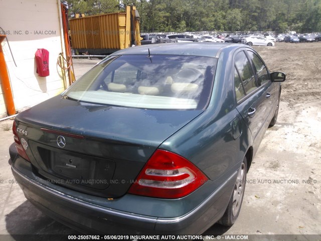 WDBRF61J11F077876 - 2001 MERCEDES-BENZ C 240 GREEN photo 4