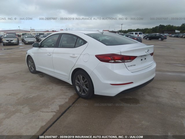 5NPD84LFXJH302515 - 2018 HYUNDAI ELANTRA SEL/VALUE/LIMITED WHITE photo 3