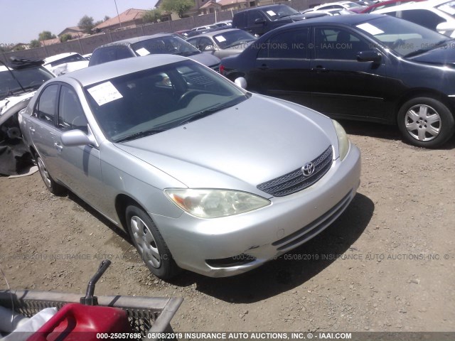 JTDBE32K030241507 - 2003 TOYOTA CAMRY LE/XLE Gümüş foto 1