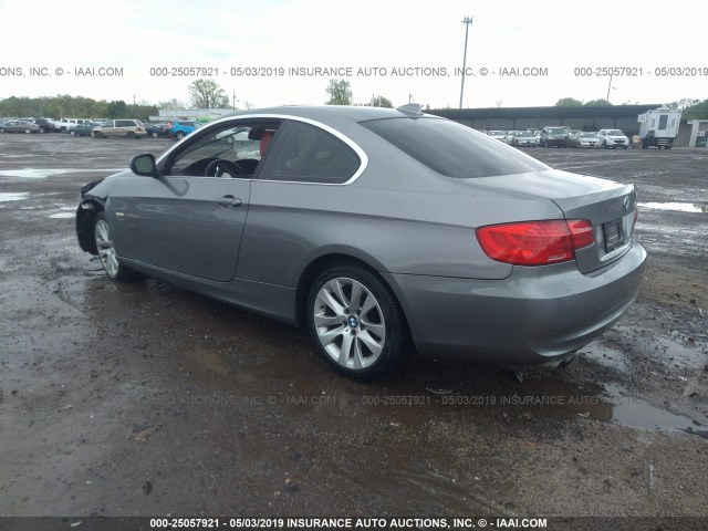 WBAKF5C53BE656451 - 2011 BMW 328 XI SULEV GRAY photo 3