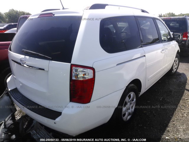 KNDMG4C30A6328785 - 2010 KIA SEDONA LX WHITE photo 4