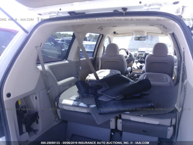 KNDMG4C30A6328785 - 2010 KIA SEDONA LX WHITE photo 8