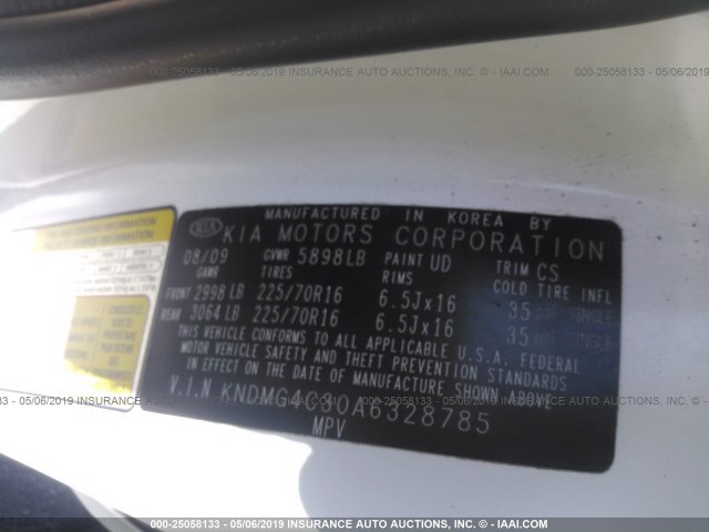 KNDMG4C30A6328785 - 2010 KIA SEDONA LX WHITE photo 9