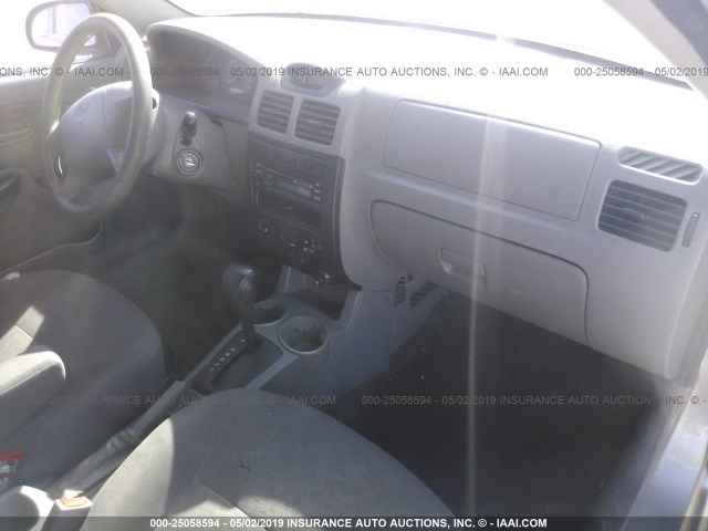 KNADC125736268212 - 2003 KIA RIO SILVER photo 5