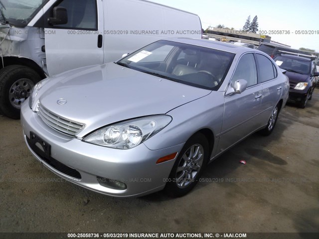 JTHBF30G325032256 - 2002 LEXUS ES 300 SILVER photo 2