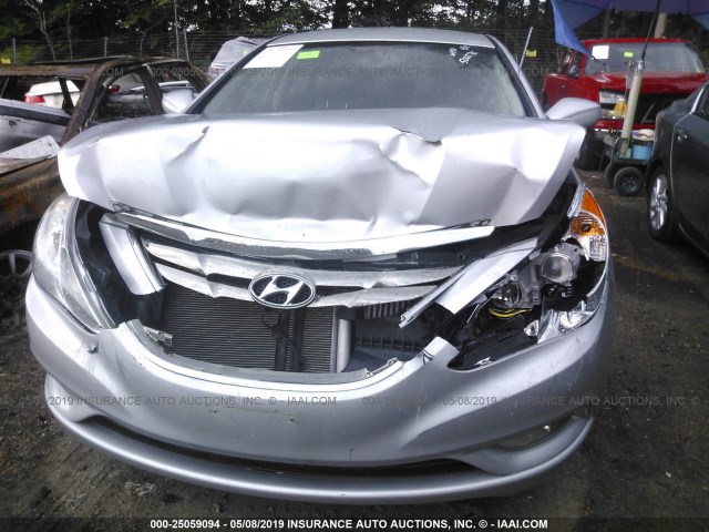 5NPEC4AB9DH506276 - 2013 HYUNDAI SONATA SE/LIMITED SILVER photo 6