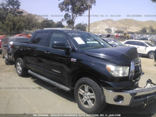 5TFEY5F11BX101294 - 2011 TOYOTA TUNDRA CREWMAX SR5 BLACK photo 1