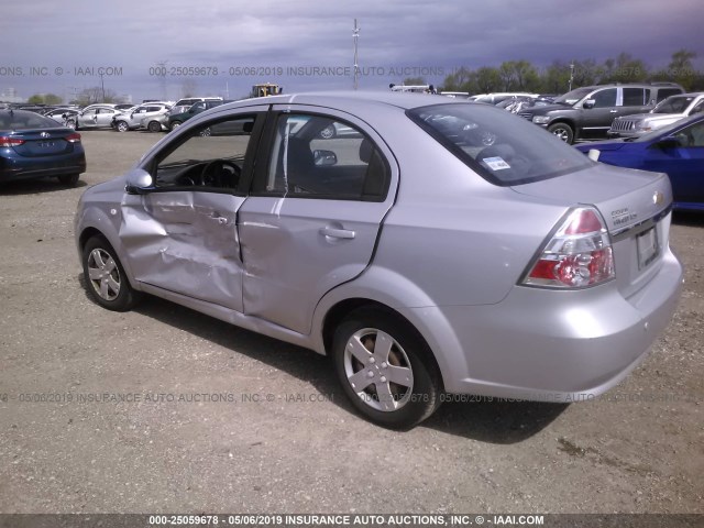 KL1TD56628B190708 - 2008 CHEVROLET AVEO LS SILVER photo 3