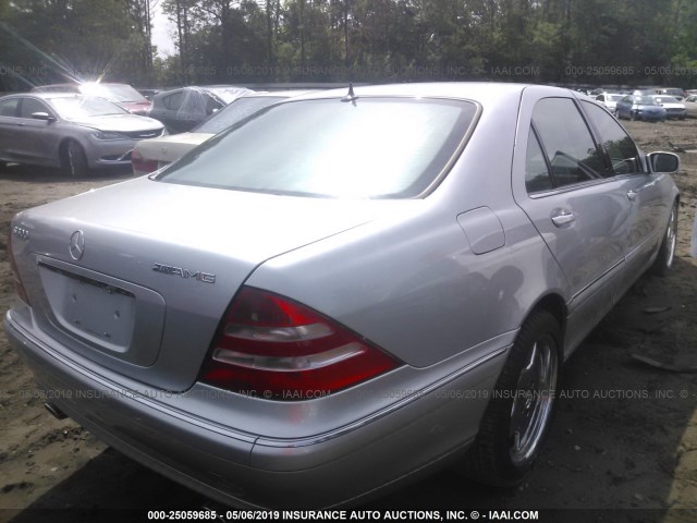 WDBNG75J0YA117304 - 2000 MERCEDES-BENZ S 500 SILVER photo 4