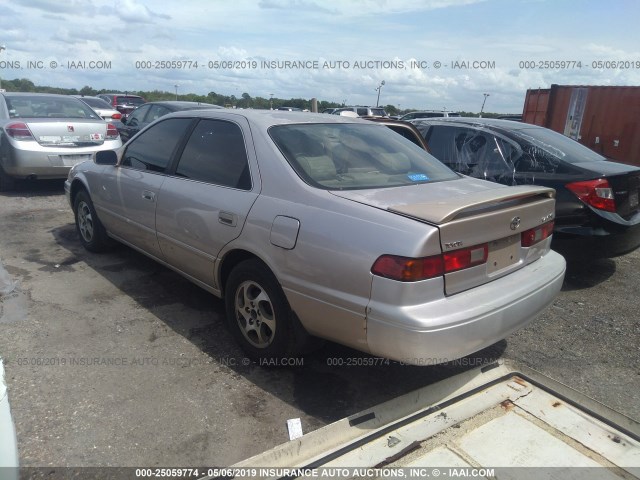 4T1BG28K3XU896346 - 1999 TOYOTA CAMRY CE/LE/XLE GOLD photo 3