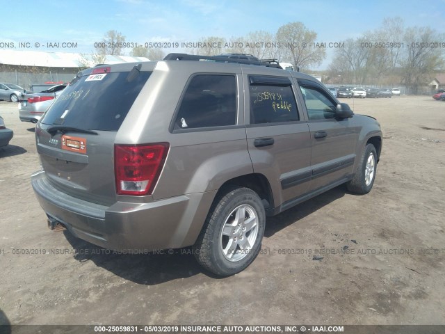 1J4HR48N76C256900 - 2006 JEEP GRAND CHEROKEE LAREDO/COLUMBIA/FREEDOM 金色 照片 4