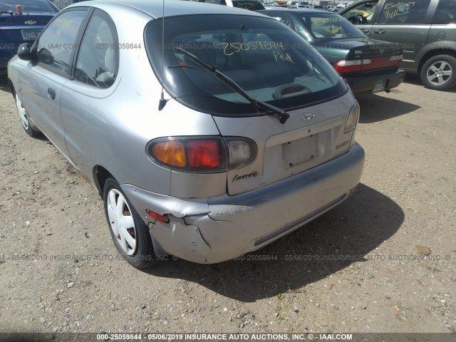 KLATA22651B647823 - 2001 DAEWOO LANOS S SILVER photo 6