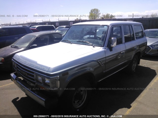 JT3FJ62GXJ0085729 - 1988 TOYOTA LAND CRUISER FJ62 GX SILVER photo 2