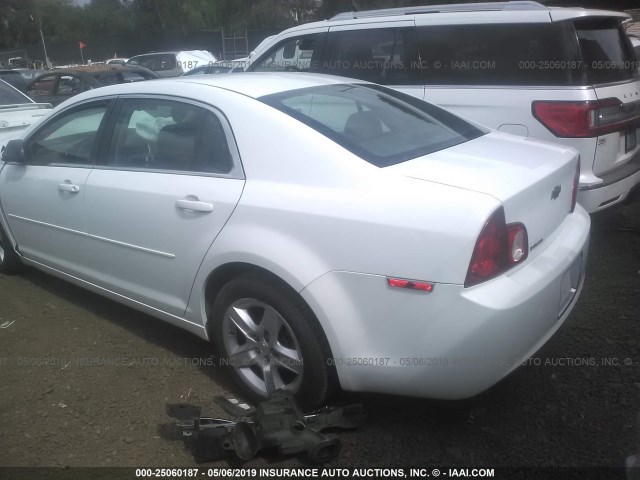 1G1ZG57B79F100302 - 2009 CHEVROLET MALIBU LS WHITE photo 3