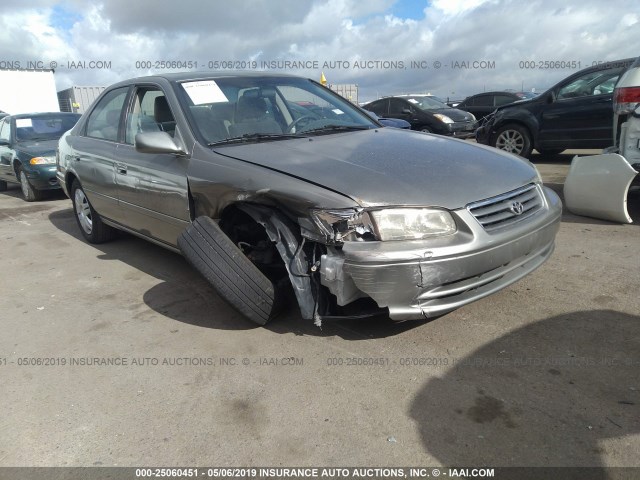 JT2BG22K8Y0464348 - 2000 TOYOTA CAMRY CE/LE/XLE GRAY photo 1