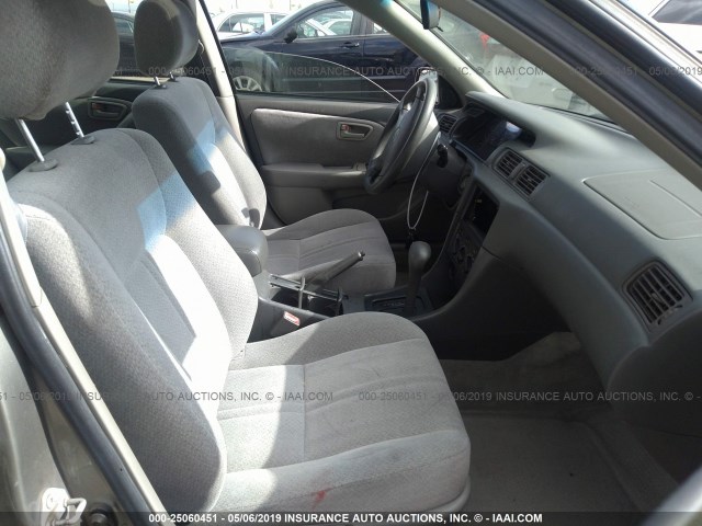 JT2BG22K8Y0464348 - 2000 TOYOTA CAMRY CE/LE/XLE GRAY photo 5