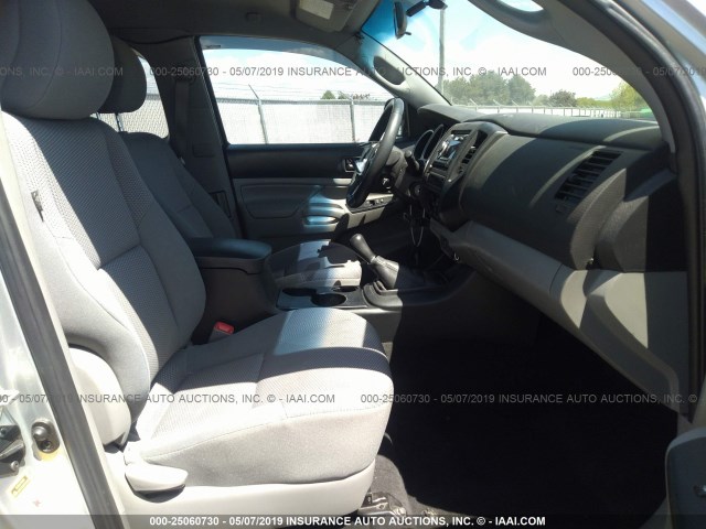 5TFTX4CN1EX042490 - 2014 TOYOTA TACOMA ACCESS CAB ნაცრისფერი ფოტო 5