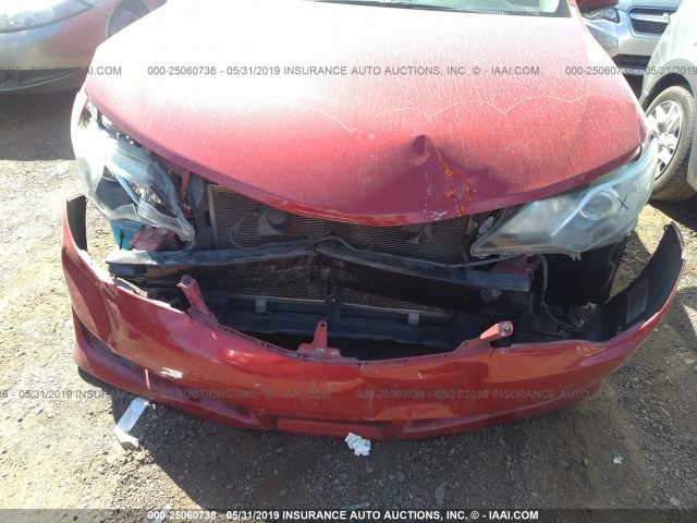 4T1BF1FK4DU692926 - 2013 TOYOTA CAMRY L/SE/LE/XLE 红色 照片 6