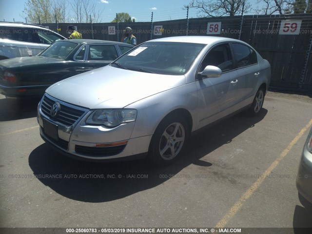 WVWAK93C26P098280 - 2006 VOLKSWAGEN PASSAT 2.0T/2.0T VALUE SILVER photo 2