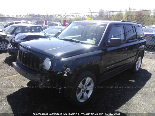 1C4NJRFB8DD280202 - 2013 JEEP PATRIOT LATITUDE BLACK photo 2