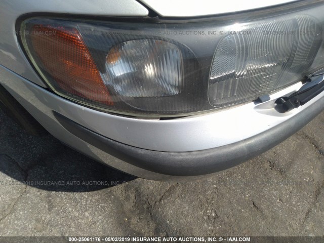 YV1RS61R322184708 - 2002 VOLVO S60 SILVER photo 6